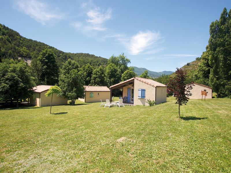 Logis Hotel Le Ceans Orpierre Екстериор снимка